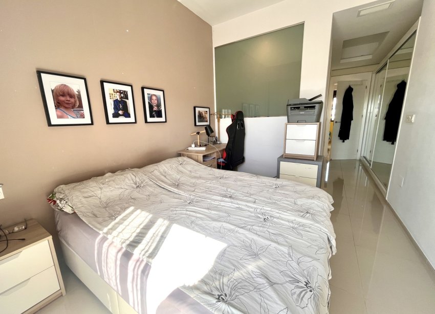Resale - Apartament / Duplex - Orihuela Costa - Los Dolses