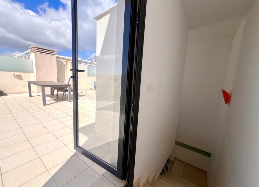 Resale - Apartament / Duplex - Orihuela Costa - Los Dolses