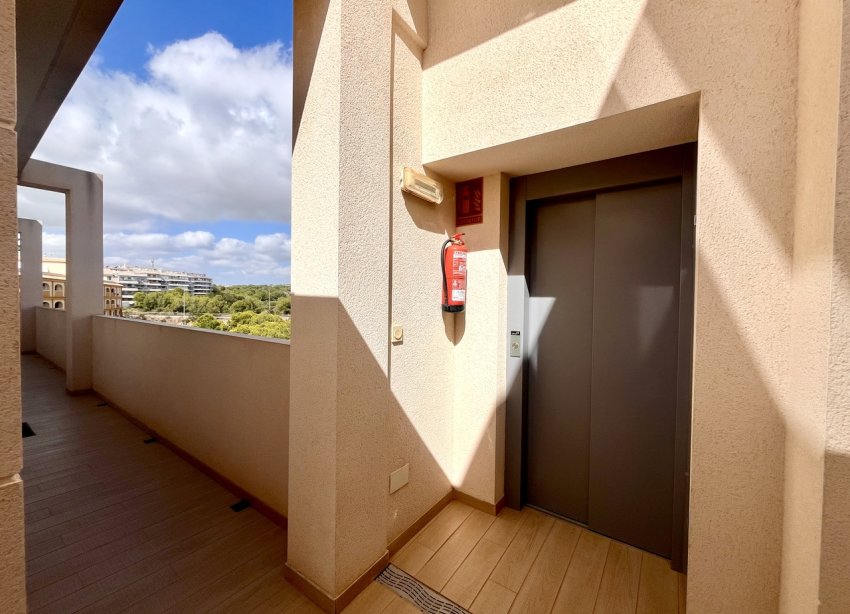 Resale - Apartament / Duplex - Orihuela Costa - Los Dolses