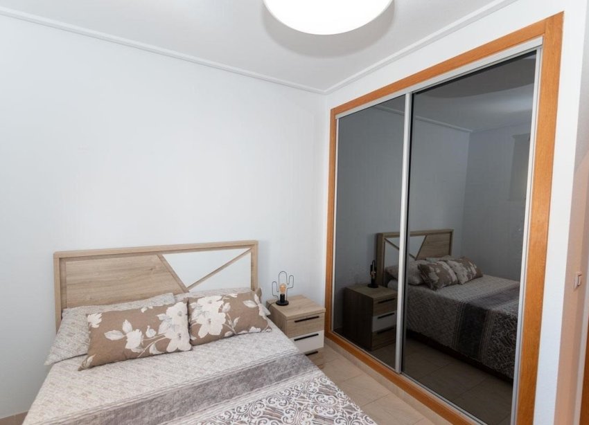 Resale - Apartament / Duplex - Orihuela Costa - Los Dolses