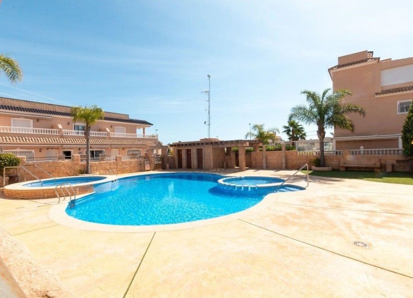 Resale - Apartament / Duplex - Orihuela Costa - Los Dolses