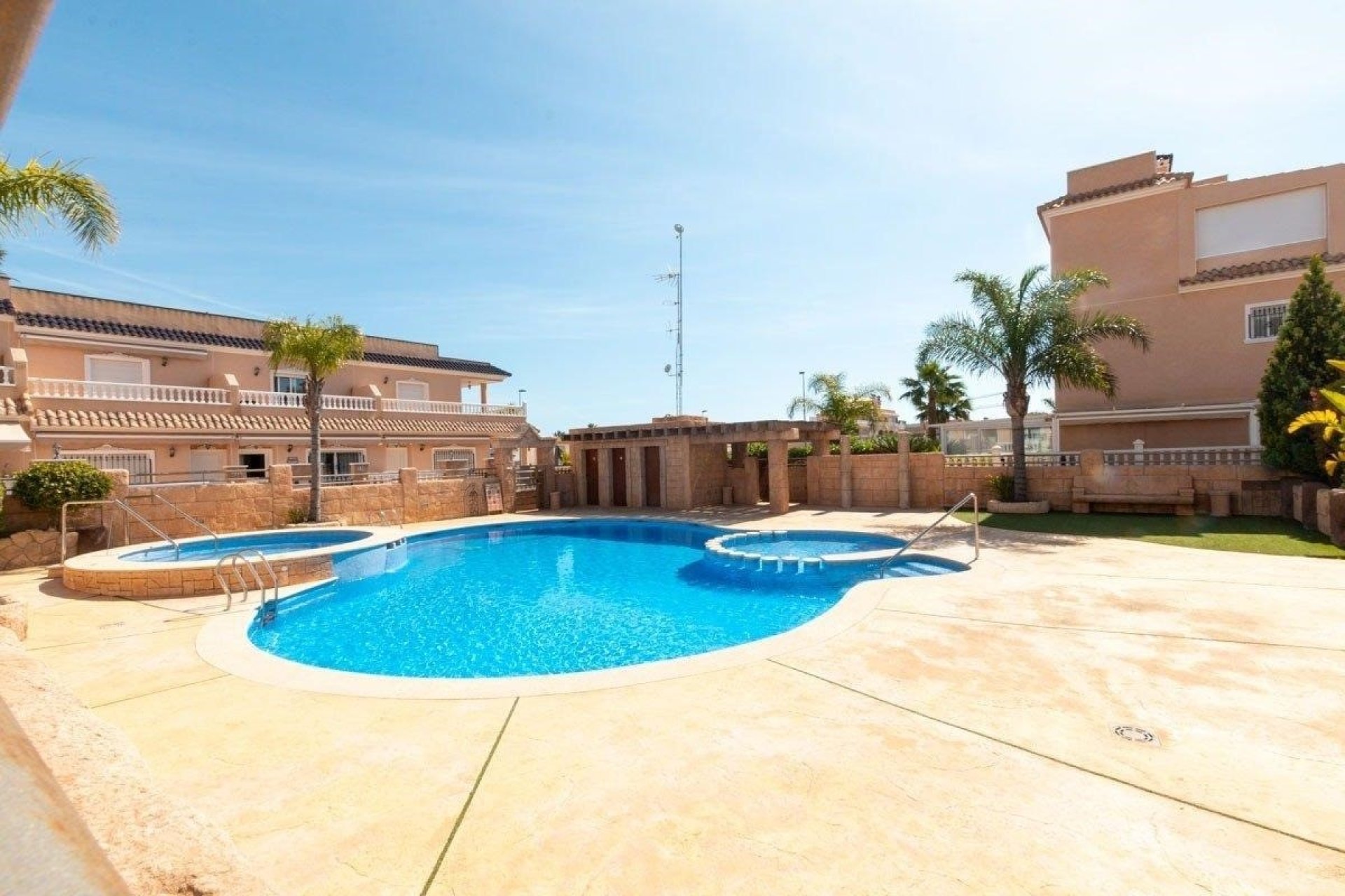 Resale - Apartament / Duplex - Orihuela Costa - Los Dolses