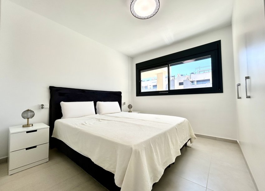 Resale - Apartament / Duplex - Orihuela Costa - Los Dolses