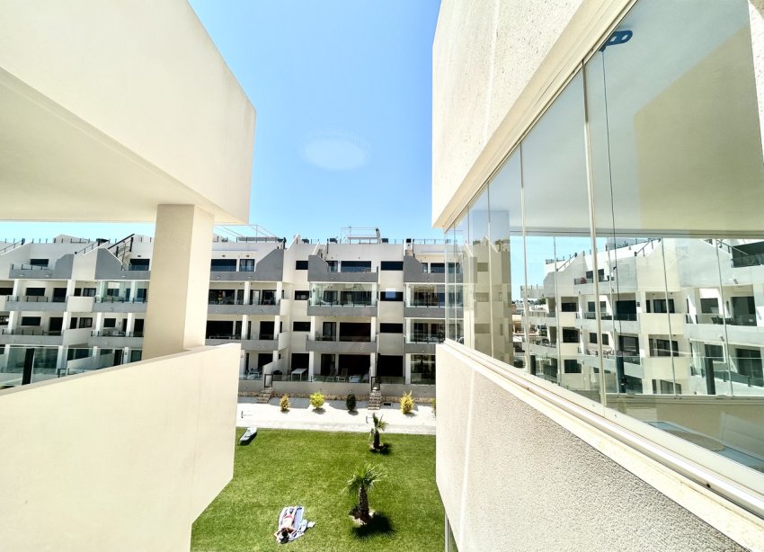 Resale - Apartament / Duplex - Orihuela Costa - Los Dolses
