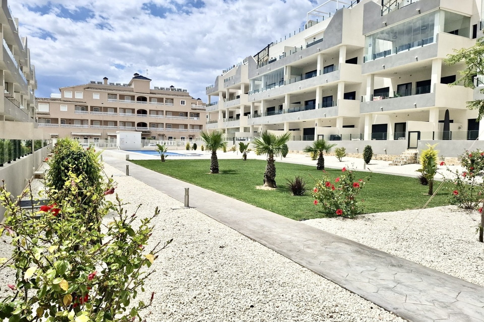 Resale - Apartament / Duplex - Orihuela Costa - Los Dolses