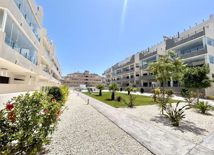 Resale - Apartament / Duplex - Orihuela Costa - Los Dolses