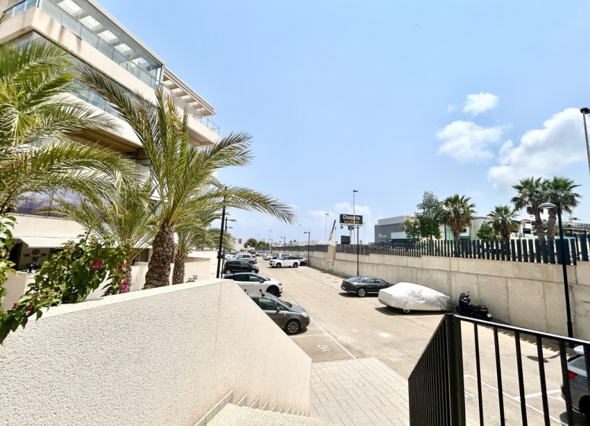 Resale - Apartament / Duplex - Orihuela Costa - Los Dolses