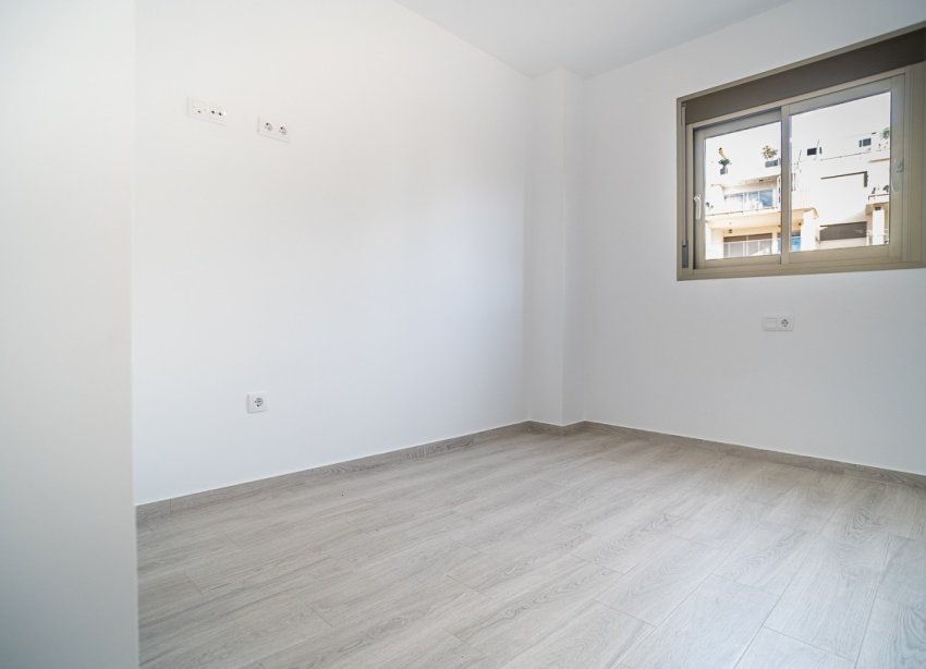 Resale - Apartament / Duplex - Orihuela Costa - Los Dolses