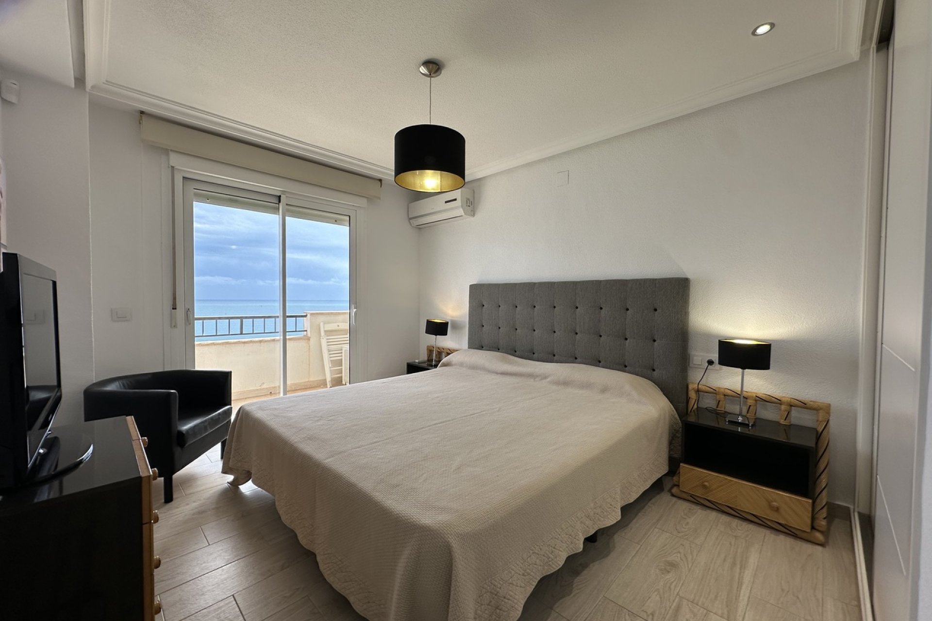 Resale - Apartament / Duplex - Orihuela Costa - Mil Palmeras