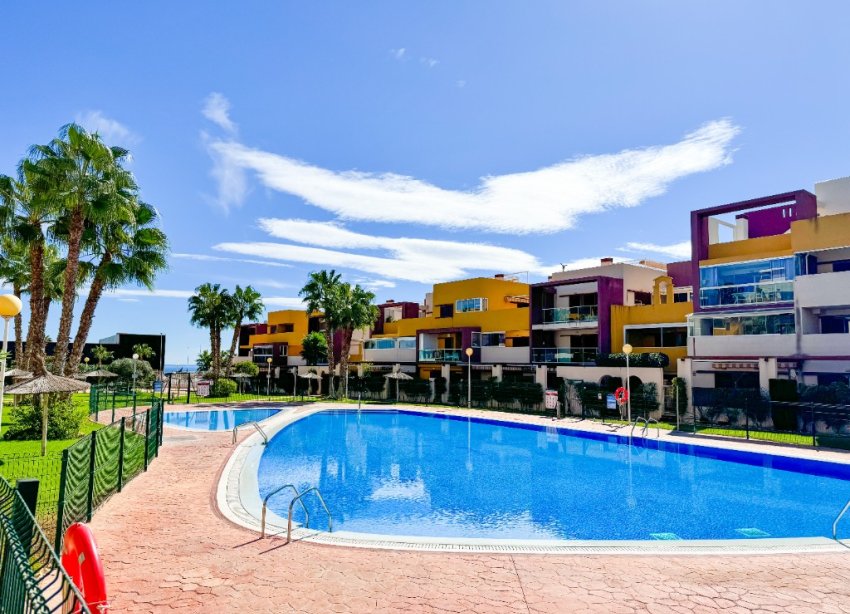 Resale - Apartament / Duplex - Orihuela Costa - Playa Flamenca
