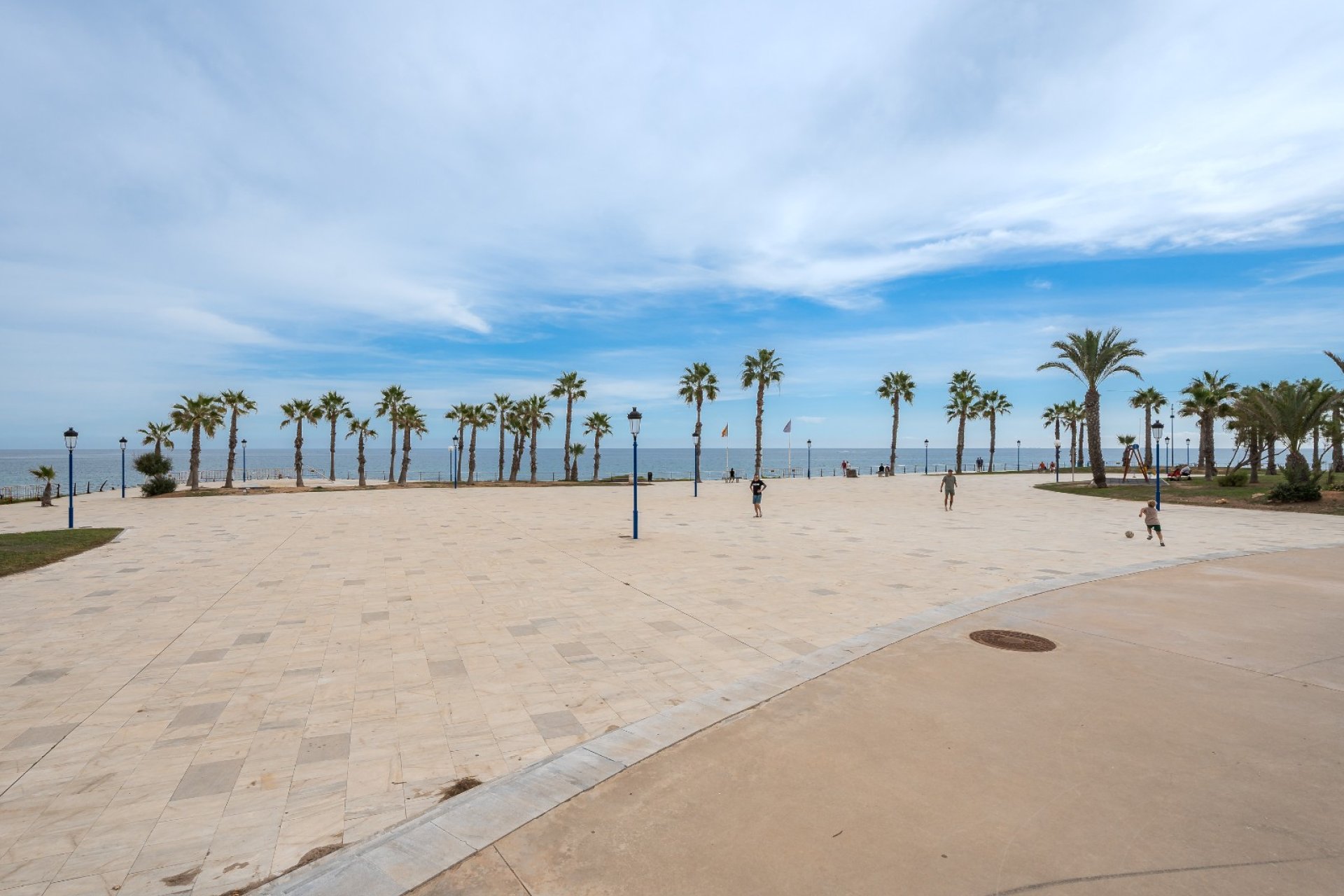 Resale - Apartament / Duplex - Orihuela Costa - Playa Flamenca