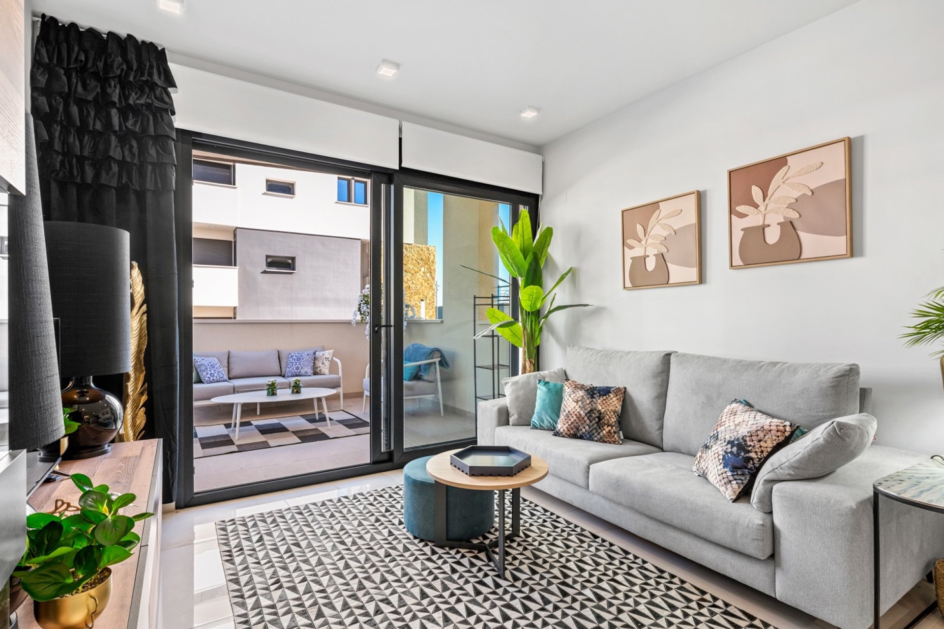 Resale - Apartament / Duplex - Orihuela Costa - Playa Flamenca