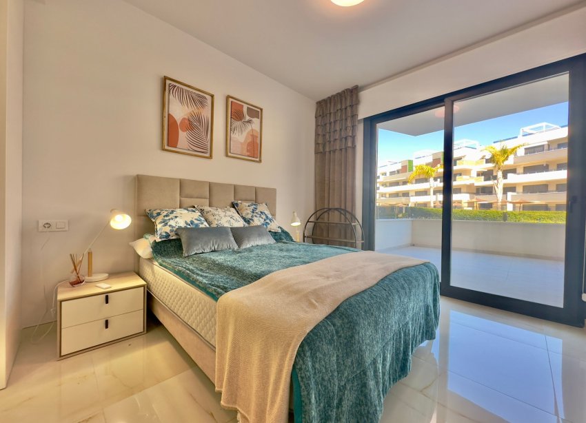 Resale - Apartament / Duplex - Orihuela Costa - Playa Flamenca