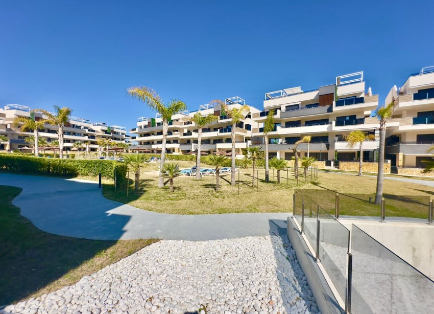 Resale - Apartament / Duplex - Orihuela Costa - Playa Flamenca