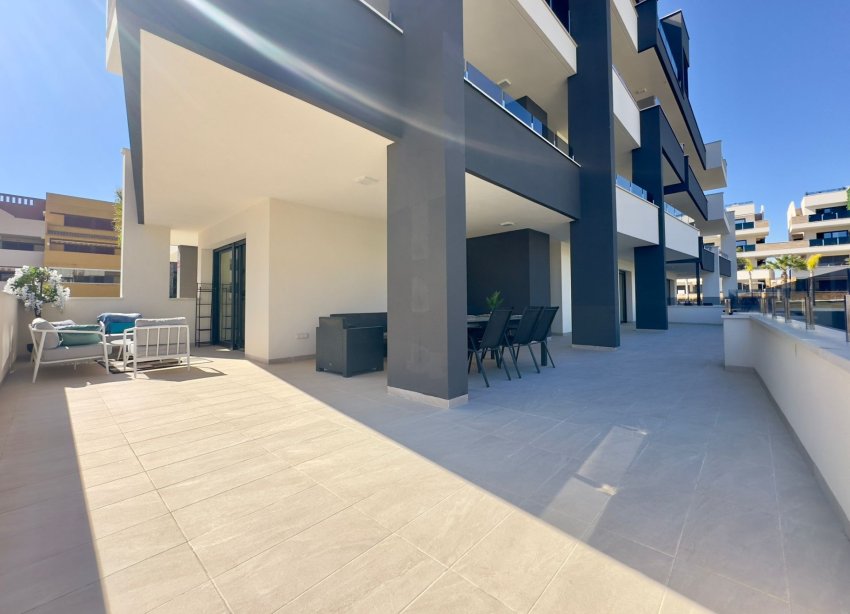 Resale - Apartament / Duplex - Orihuela Costa - Playa Flamenca