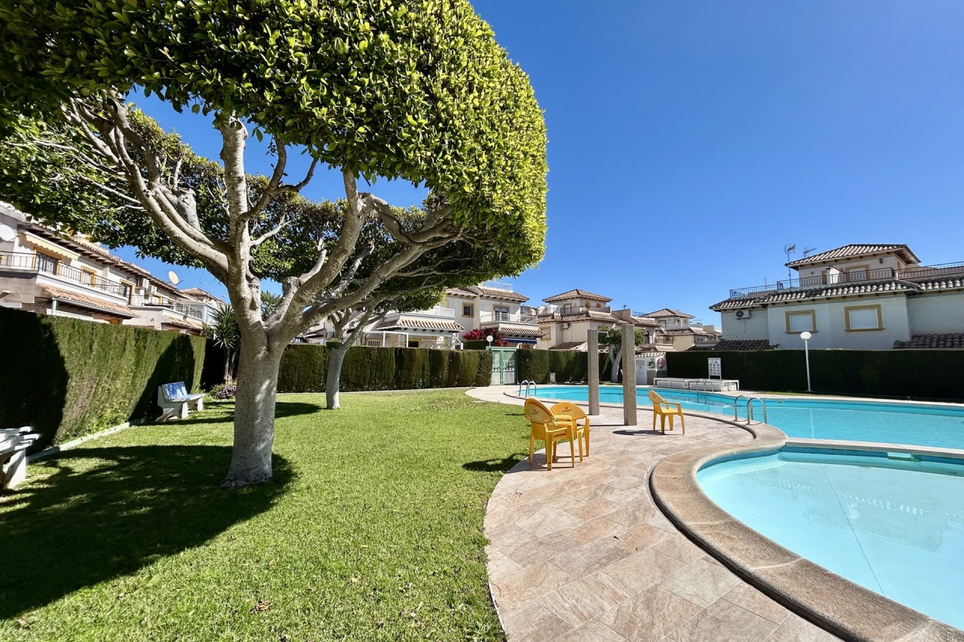 Resale - Apartament / Duplex - Orihuela Costa - Playa Flamenca