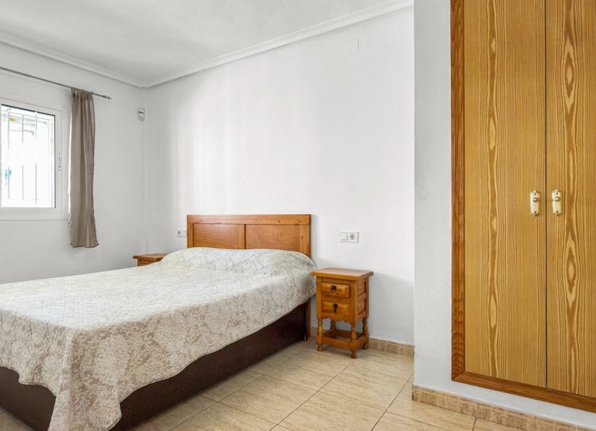 Resale - Apartament / Duplex - Orihuela Costa - Playa Flamenca