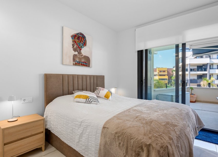 Resale - Apartament / Duplex - Orihuela Costa - Playa Flamenca
