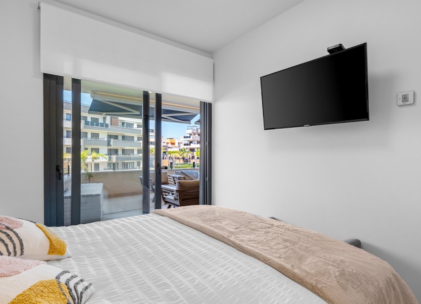 Resale - Apartament / Duplex - Orihuela Costa - Playa Flamenca