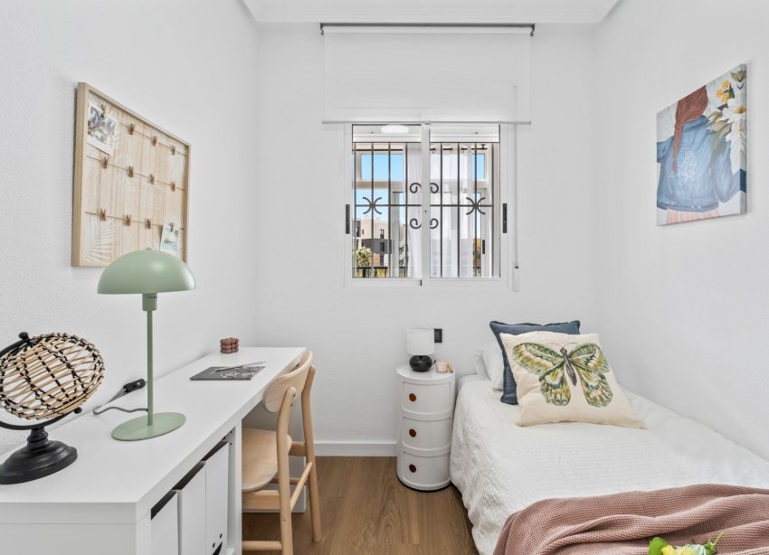 Resale - Apartament / Duplex - Orihuela Costa - Playa Flamenca