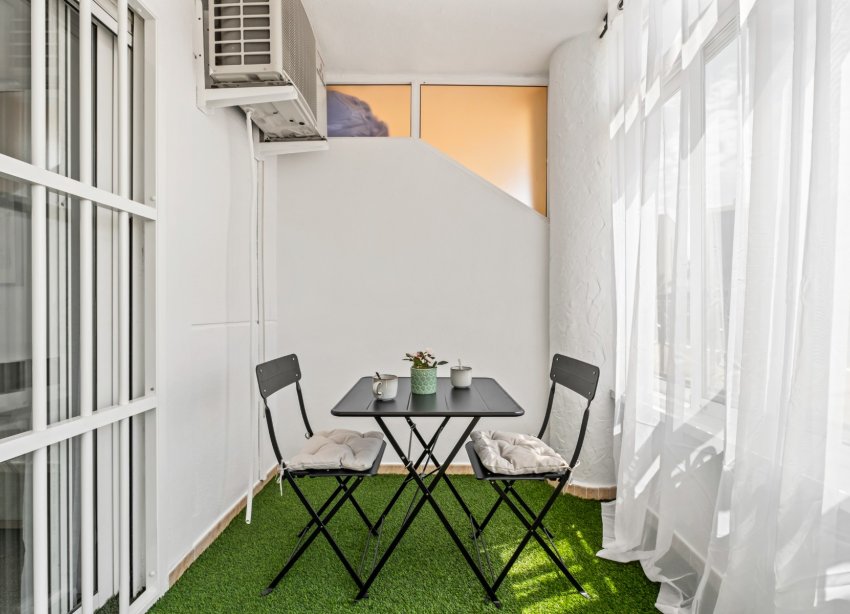 Resale - Apartament / Duplex - Orihuela Costa - Playa Flamenca
