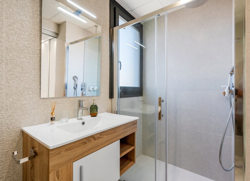 Resale - Apartament / Duplex - Orihuela Costa - Playa Flamenca