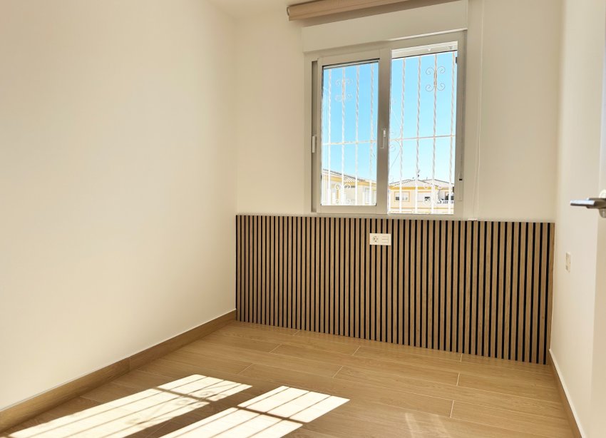Resale - Apartament / Duplex - Orihuela Costa - Playa Flamenca