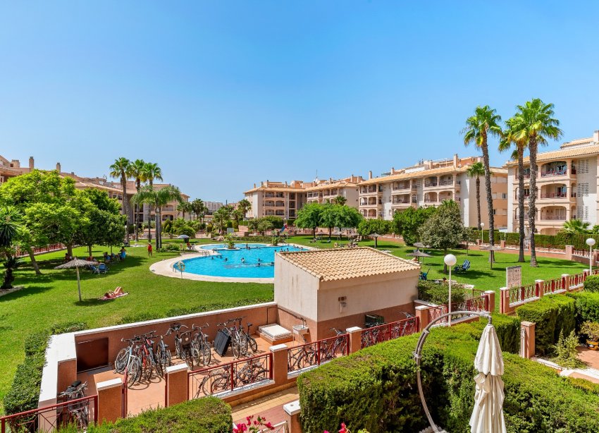 Resale - Apartament / Duplex - Orihuela Costa - Playa Flamenca