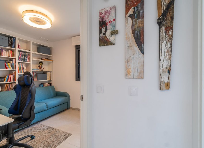 Resale - Apartament / Duplex - Orihuela Costa - Playa Flamenca