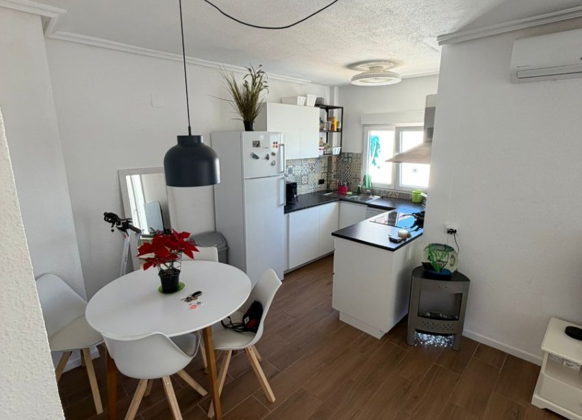 Resale - Apartament / Duplex - Orihuela Costa - Punta Prima