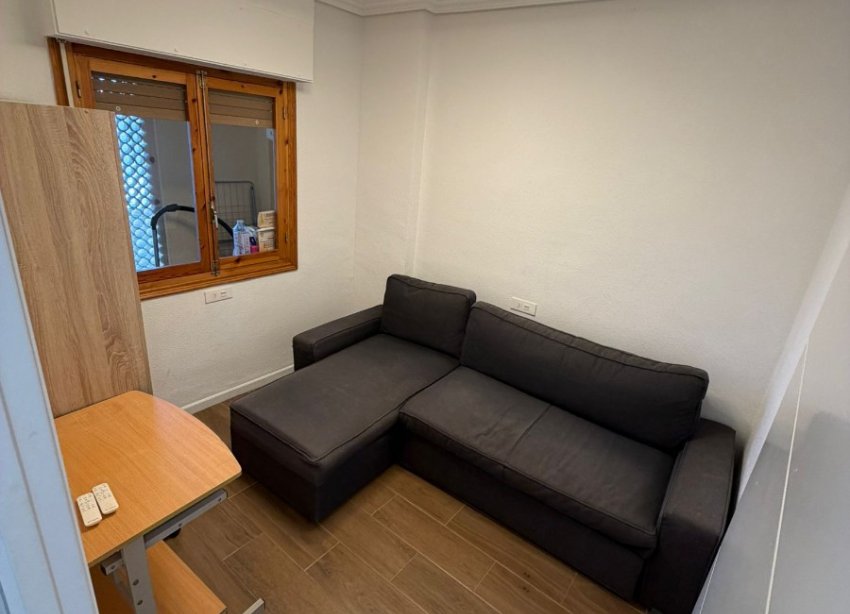Resale - Apartament / Duplex - Orihuela Costa - Punta Prima
