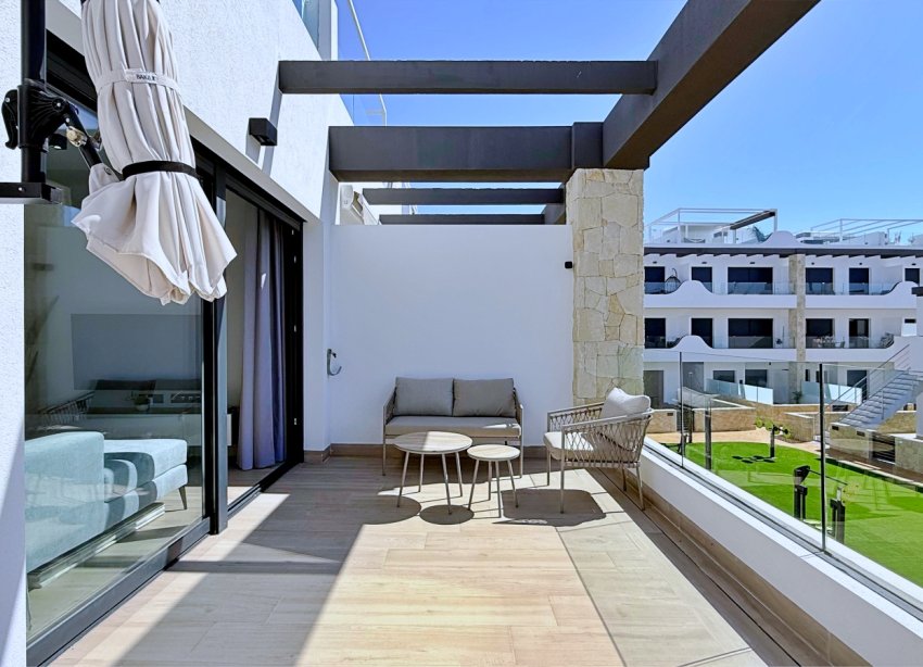 Resale - Apartament / Duplex - Orihuela Costa - Punta Prima