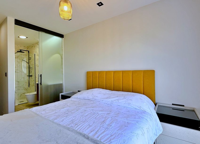 Resale - Apartament / Duplex - Orihuela Costa - Punta Prima