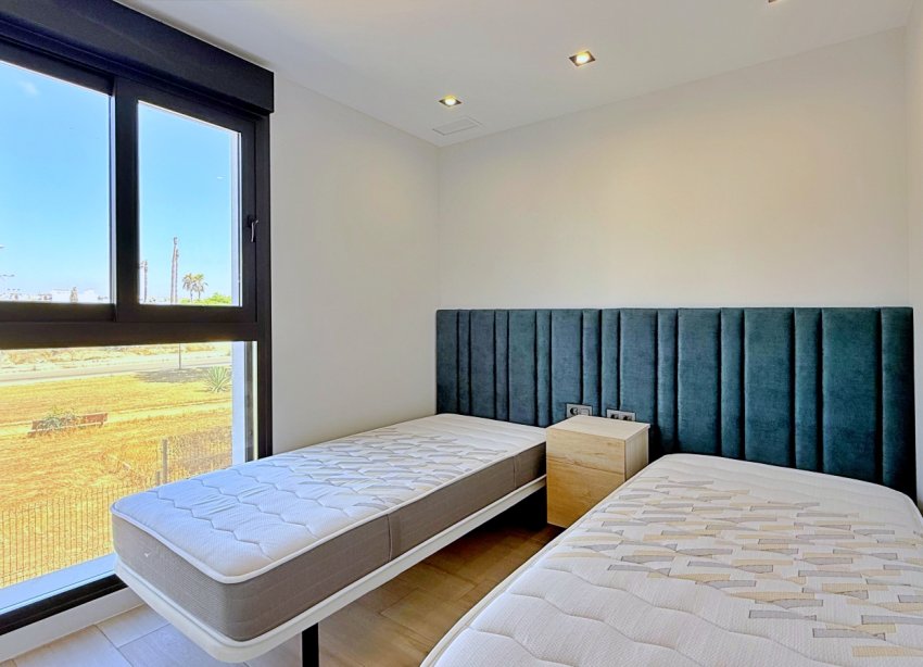Resale - Apartament / Duplex - Orihuela Costa - Punta Prima
