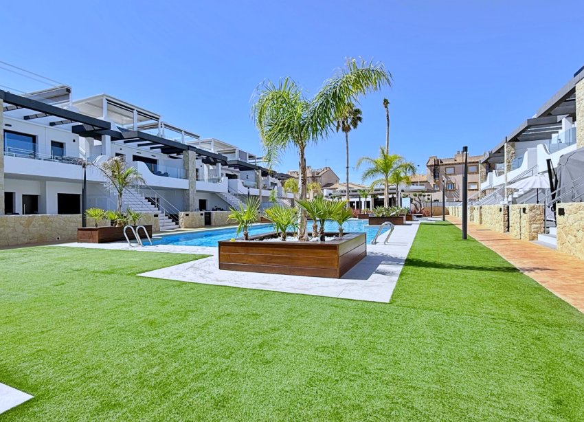 Resale - Apartament / Duplex - Orihuela Costa - Punta Prima