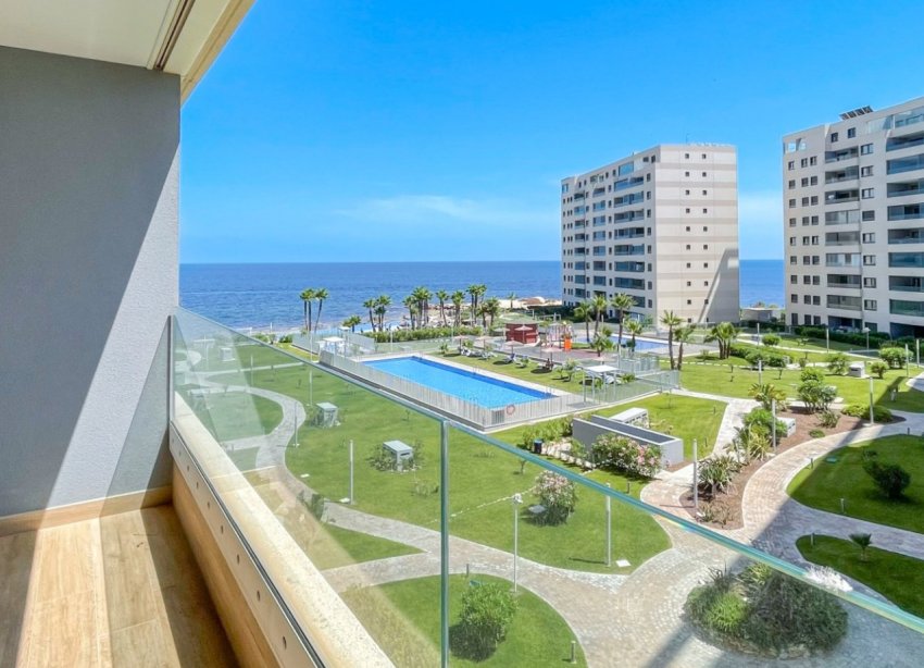 Resale - Apartament / Duplex - Orihuela Costa - Punta Prima