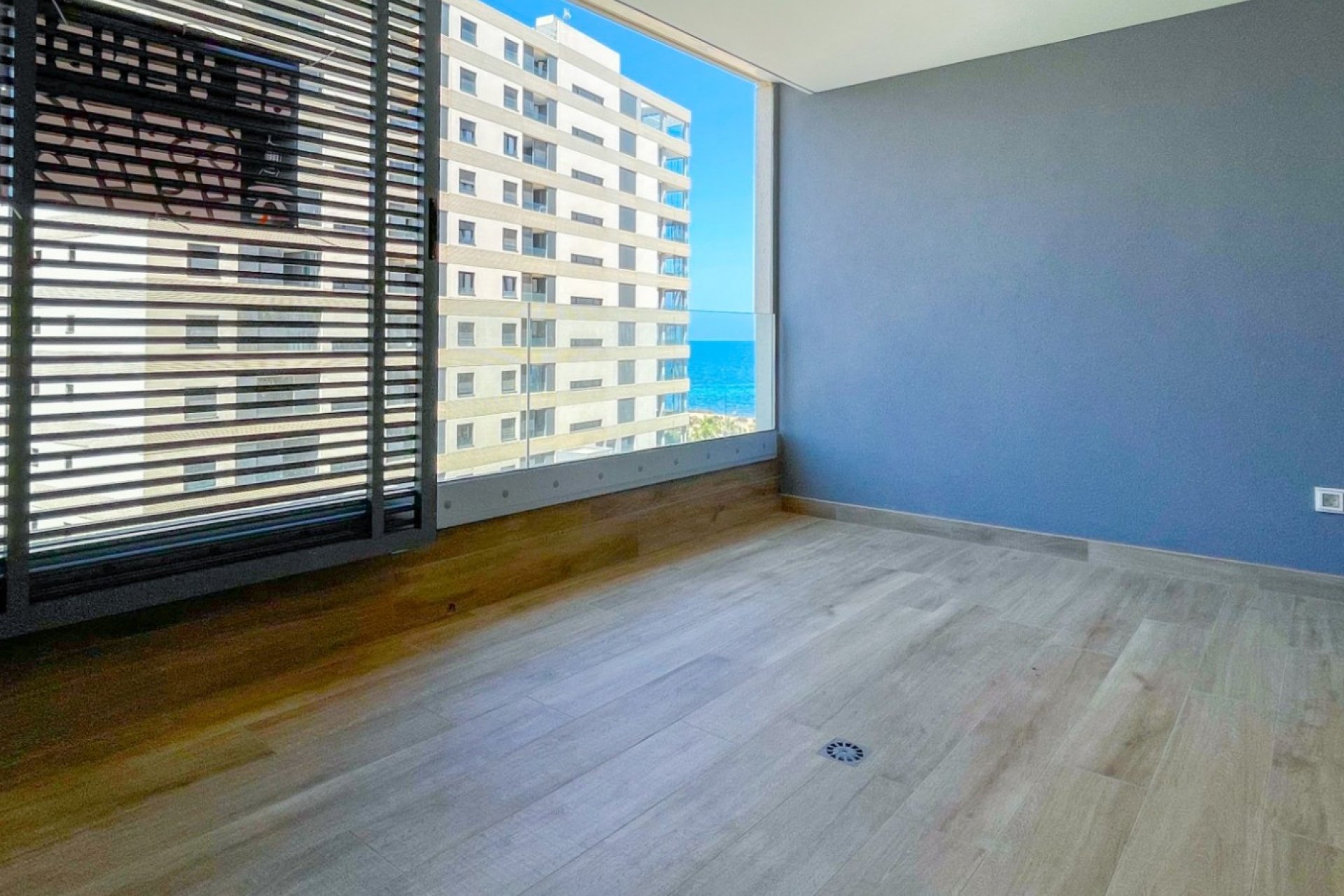 Resale - Apartament / Duplex - Orihuela Costa - Punta Prima