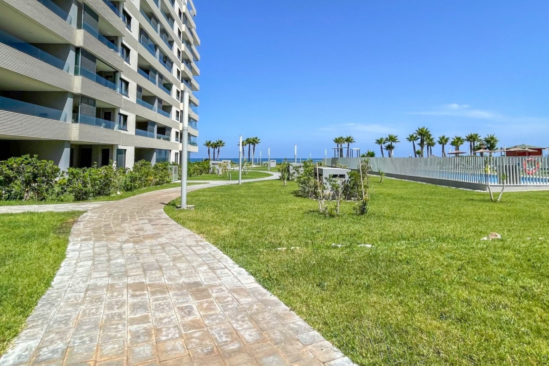 Resale - Apartament / Duplex - Orihuela Costa - Punta Prima