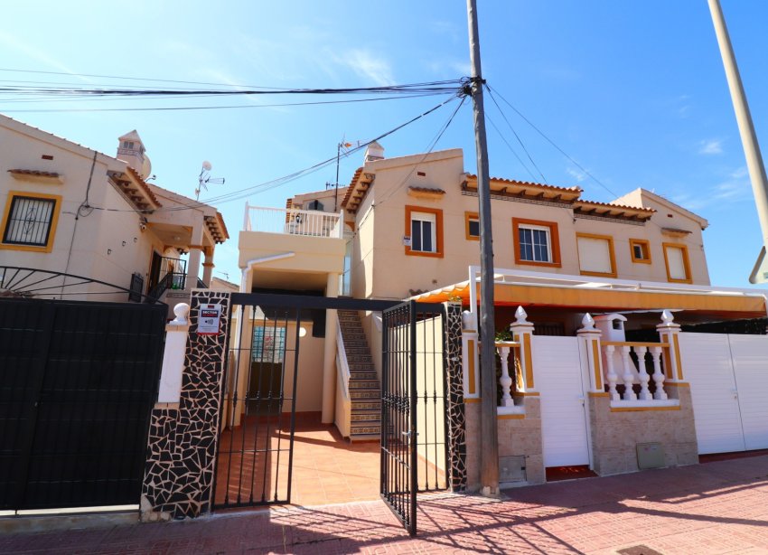 Resale - Apartament / Duplex - Orihuela Costa - Punta Prima