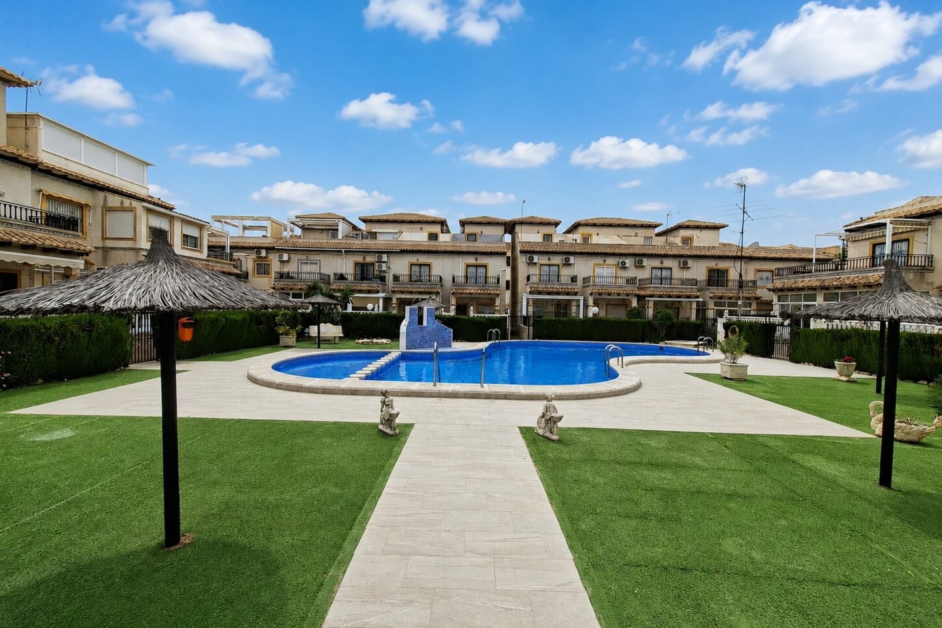 Resale - Apartament / Duplex - Orihuela Costa - Punta Prima