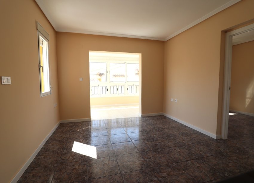 Resale - Apartament / Duplex - Orihuela Costa - Punta Prima