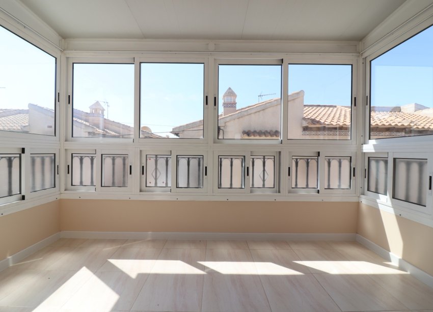 Resale - Apartament / Duplex - Orihuela Costa - Punta Prima