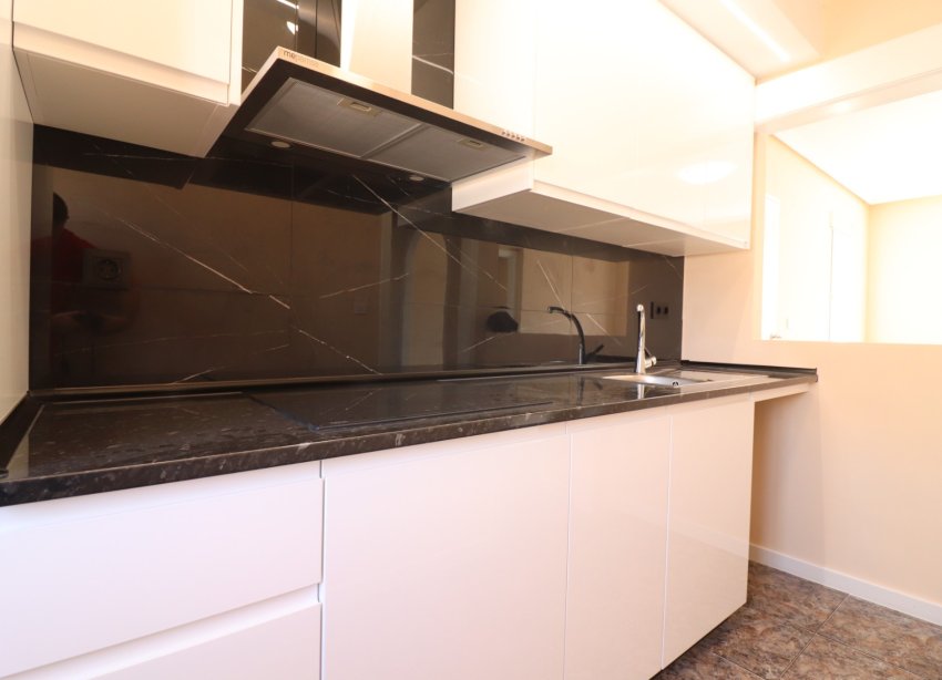 Resale - Apartament / Duplex - Orihuela Costa - Punta Prima