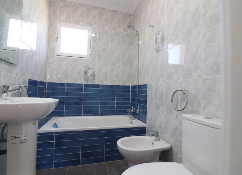 Resale - Apartament / Duplex - Orihuela Costa - Punta Prima