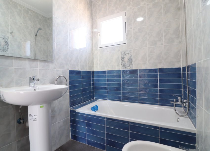 Resale - Apartament / Duplex - Orihuela Costa - Punta Prima