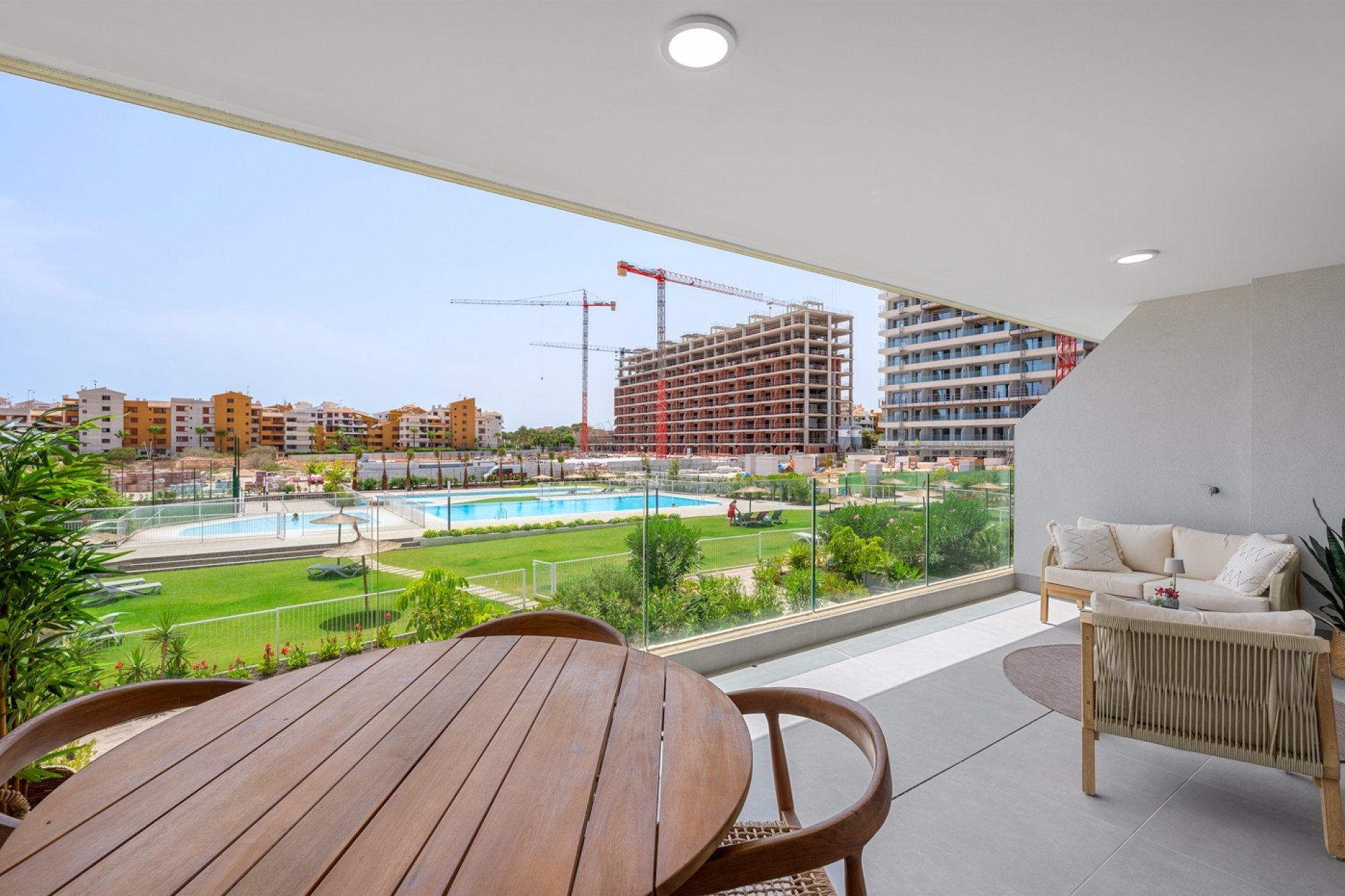 Resale - Apartament / Duplex - Orihuela Costa - Punta Prima