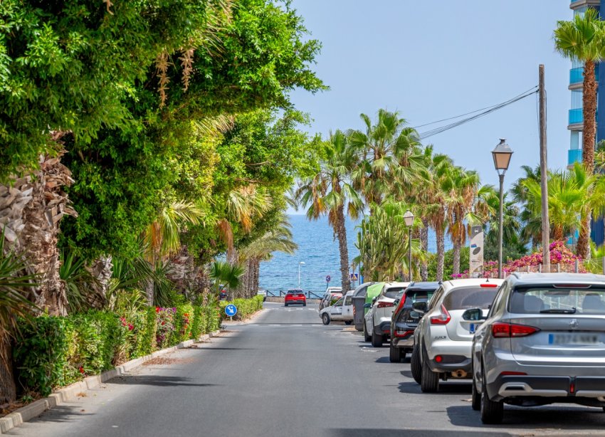 Resale - Apartament / Duplex - Orihuela Costa - Punta Prima