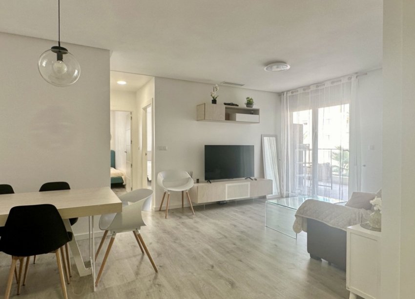 Resale - Apartament / Duplex - Orihuela Costa - Villamartín