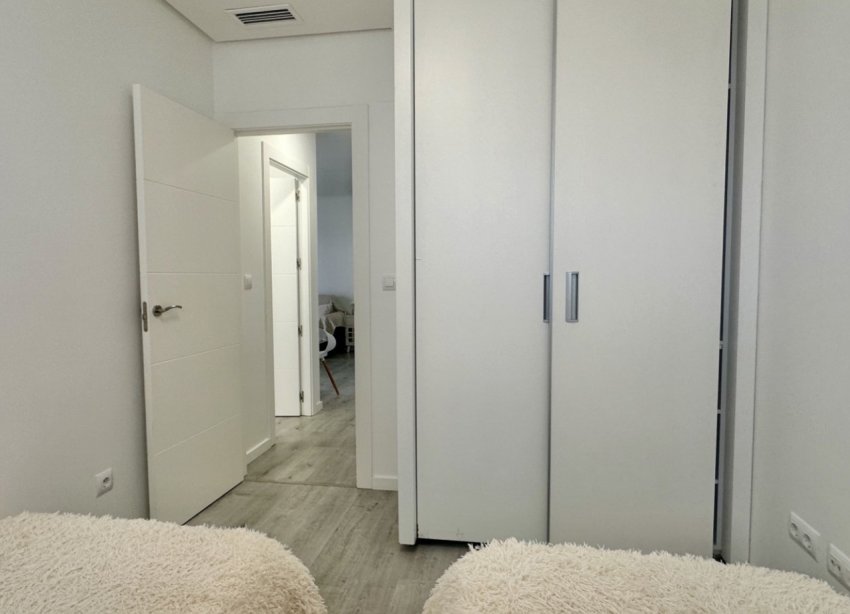 Resale - Apartament / Duplex - Orihuela Costa - Villamartín