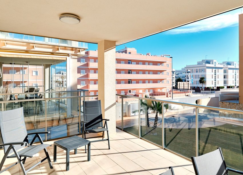 Resale - Apartament / Duplex - Orihuela Costa - Villamartín